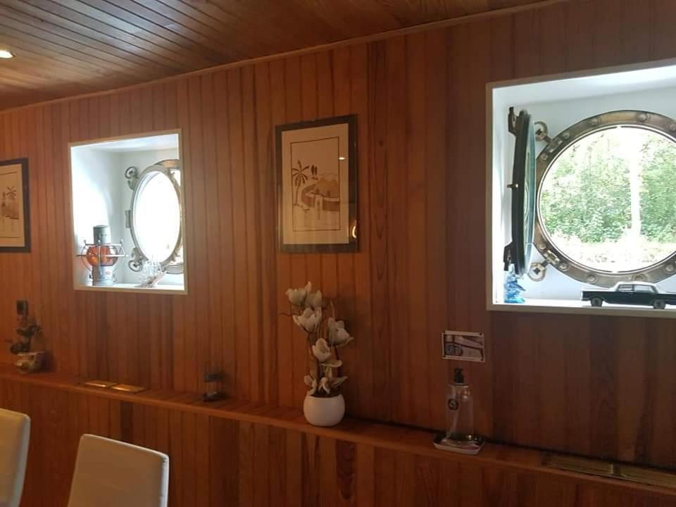 Peniche Ino Lefkothea II Chambre D'Hotes Dole Exterior photo